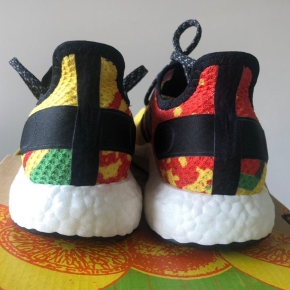 Adidas Boost - Picture 7 of 12